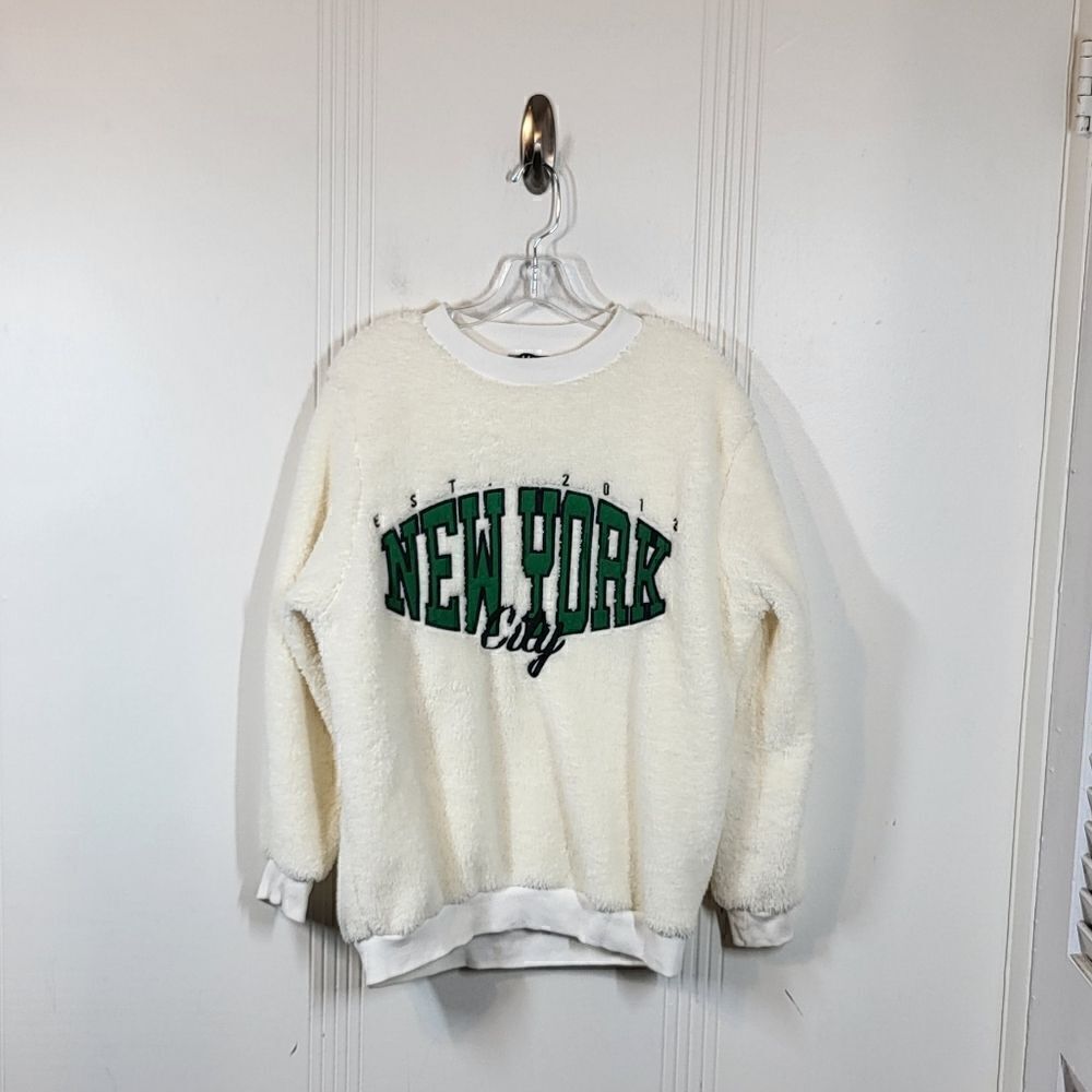 New York Women's Pullover Sweater